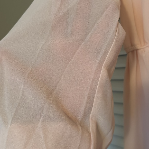 NWT Lulu’s Light Pink Dress - Picture 5 of 6